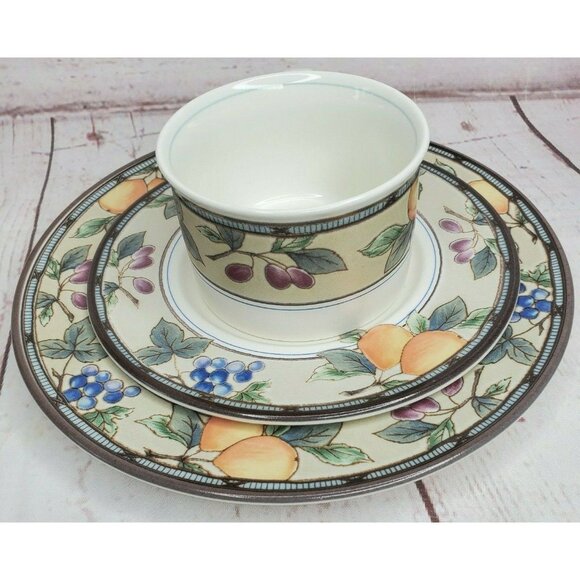 Mikasa Intaglio CAC29 Garden Harvest 3Pc Teacup Saucer And Bread Plate Set - Picture 11 of 12